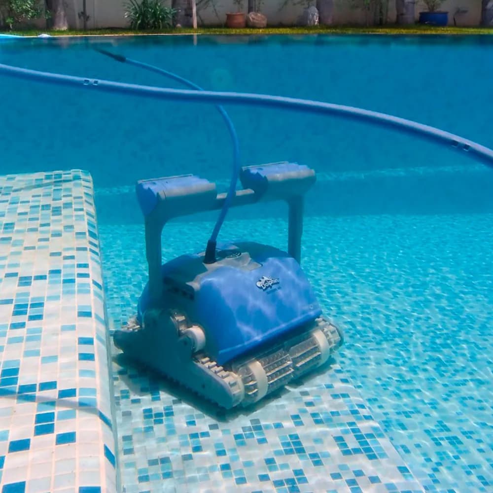 Robot pentru curatarea piscinei Maytronics Dolphine Supreme M500 - imagine 5